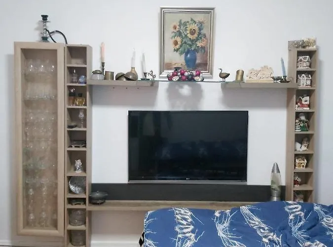 شقة 1 Zimmerwohnung Mit Kueche, Balkon Und Badezimmer In Apartmen *